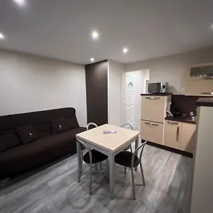 Blaise 2 Pièces Appartement Saint-Étienne-de-Tinée